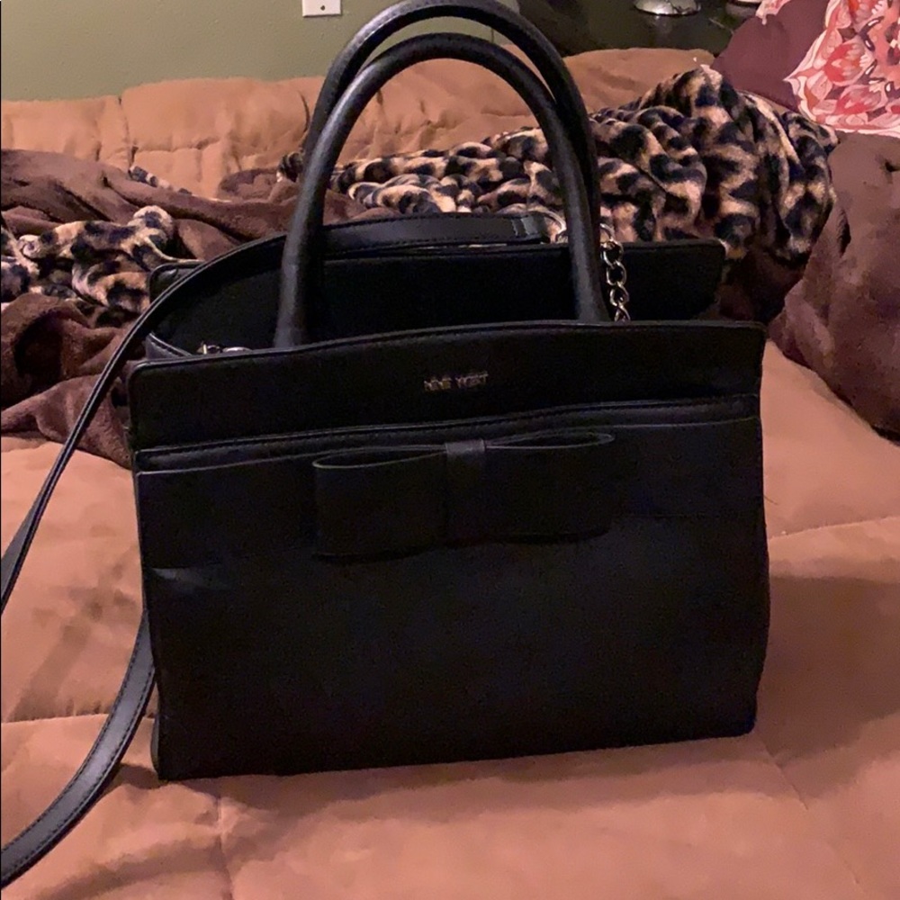 Black Nine West purse